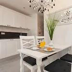 Regent 2 Apartamento *