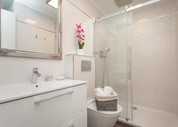 Apartman Regent 2 *